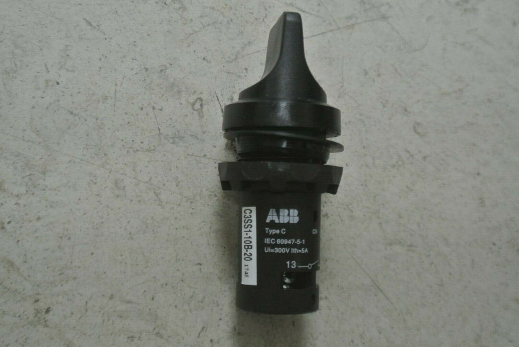 New ABB C3SS1-10B-20 3 Position Knob Type Selector Switch 2 Pieces