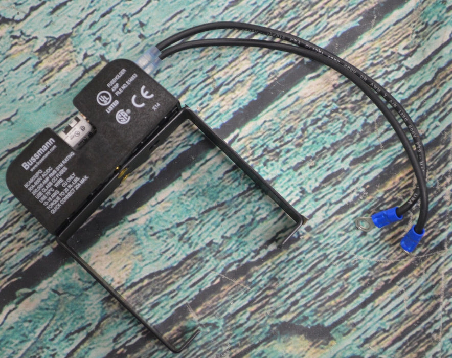 Bussmann BCA6032PQ Fuseholder with two FNQ-R-1 Fuses