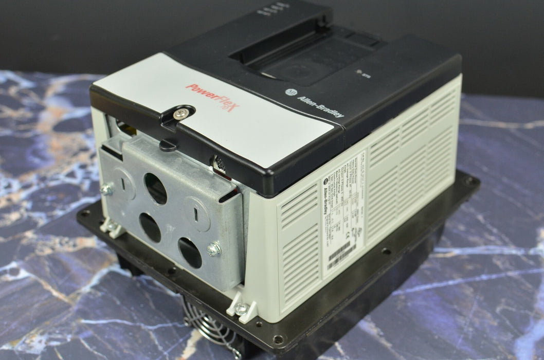 Allen-Bradley PowerFlex 70 3 HP 20AD5P0F0AYNNNNN 480 VAC Tested Good  FRN 2.009*