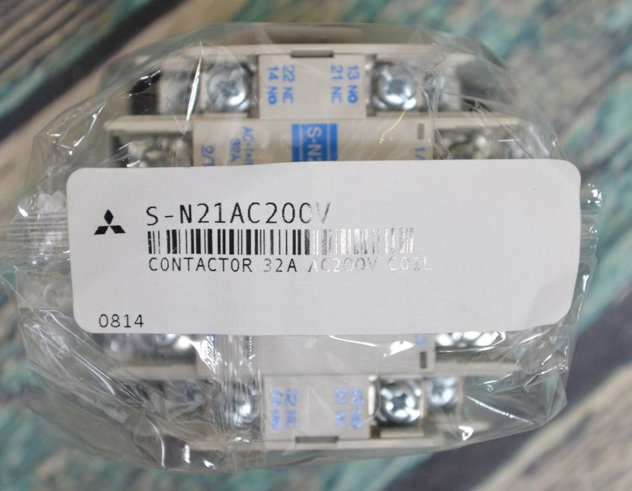 New Open Box Mitsubishi S-N21AC200V Contactor 32A AC200V Coil 2a2b Aux