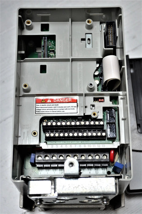 Allen-Bradley 20AD3P4A0AYNNNC0 PowerFlex 70 2 HP 480 VAC 3.4 AC Drive FRN:5.001