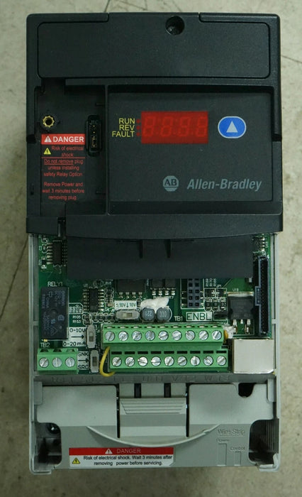 Allen-Bradley 22D-D4P0N104 PowerFlex 40P 2 HP Series A Tested Good
