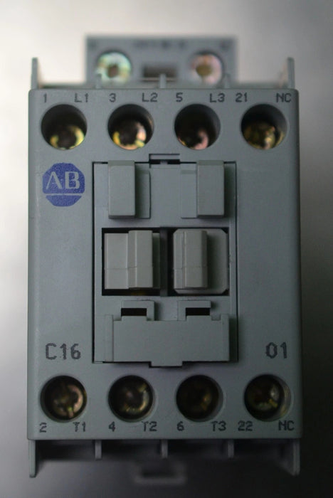 Allen Bradley 100-C16Z*01 Contactor, Series B 120V Single Contact