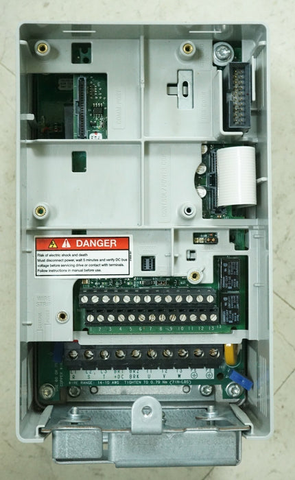 Allen-Bradley 20AD3P4A0AYNNNC0 PowerFlex 70 2HP Low Hours Tested Good FRN:5.001