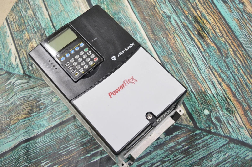 Allen-Bradley 20AD011A3AYNADC0 PowerFlex 70 VFD 7.5 HP 480 VAC 3 PH