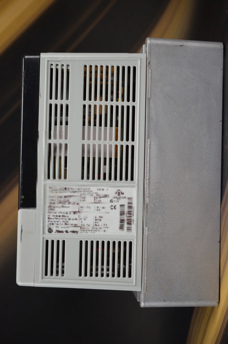 Allen-Bradley 20AB9P6A0AYNNNNN PowerFlex 70 3HP 240V VFD Tested Good