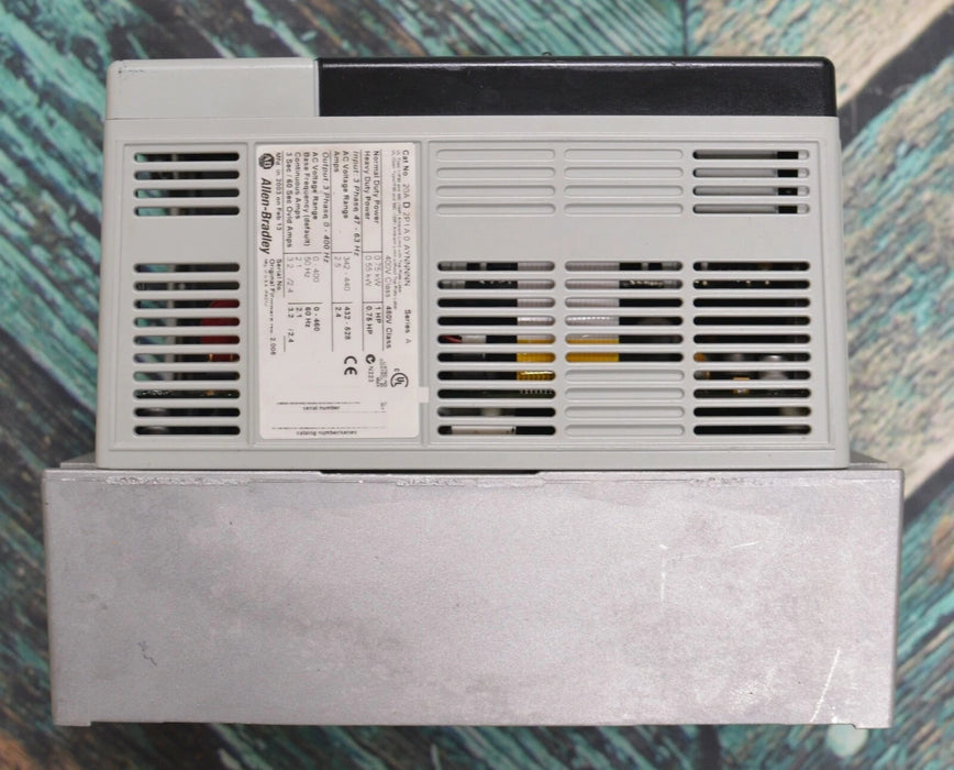 Allen-Bradley PowerFlex 70 20AD2P1A0AYNNNNN Ser.A 1 HP 2.005 2.1 Amps AC Drive