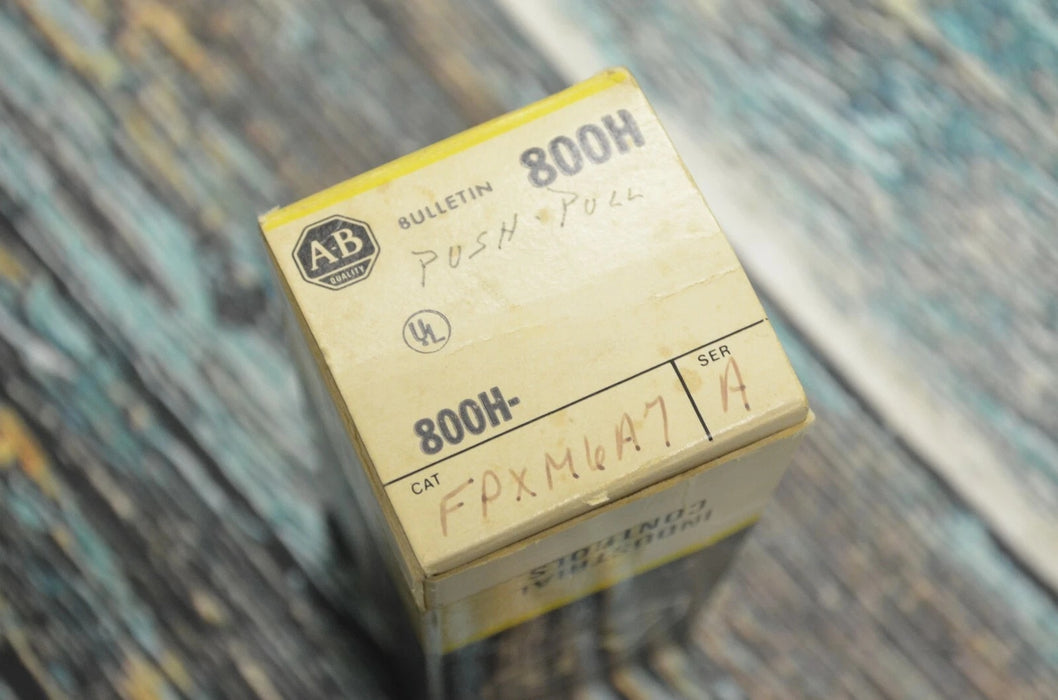 Allen-Bradley 800H-FPXM6A7/ 800HFPXM6A7 Ser A. Hazardous Location Push Button