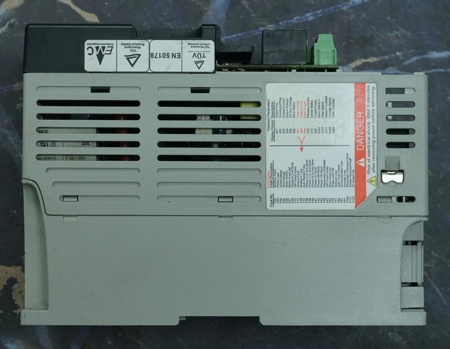 Allen-Bradley 22D-D4P0N104 PowerFlex 40P 2 HP Drive Tested Good FRN:1.01