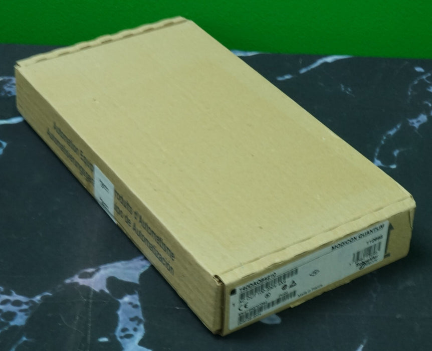 Schneider Electric 140XTS00200/140DAO84210 PLC Modicon Quantum*