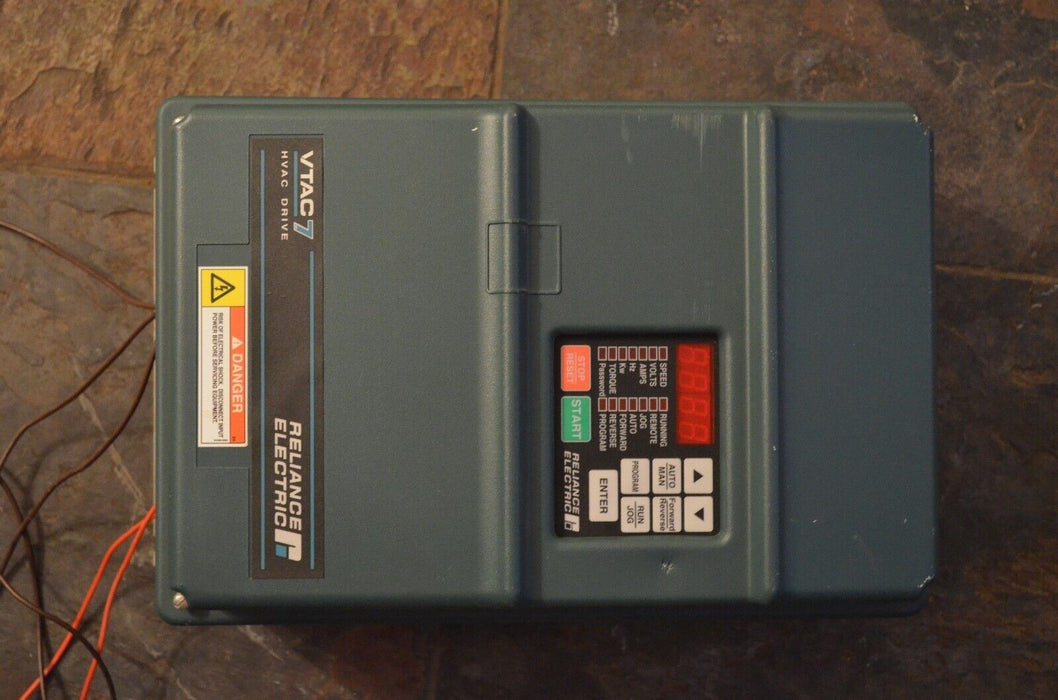 RELIANCE ELECTRIC GV3000 VTAC 7 25 HP 25G4260 AC DRIVE TESTED OK