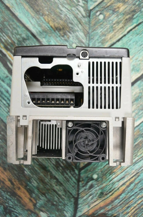 Allen-Bradley 20AD011A3AYNADC0 PowerFlex 70 VFD 7.5 HP 480 VAC 3 PH