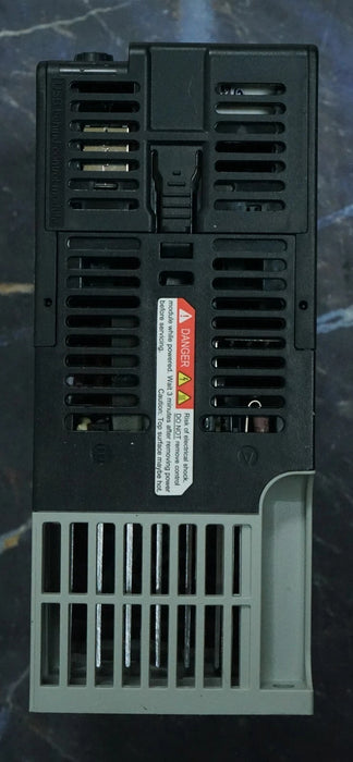 Allen-Bradley 25B-D1P4N104 PowerFlex 525 Low-Hr 1/2HP Series A FRN:5.001 Tested