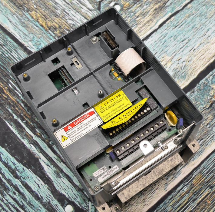 Reliance SP600 6SP401-005CTNN 3 HP Drive Tested Good 480 VAC Clean Drive