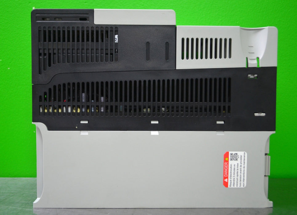 Allen-Bradley 25B-D030N104 PowerFlex 525 20HP Series A FRN: 5.001 2 Available