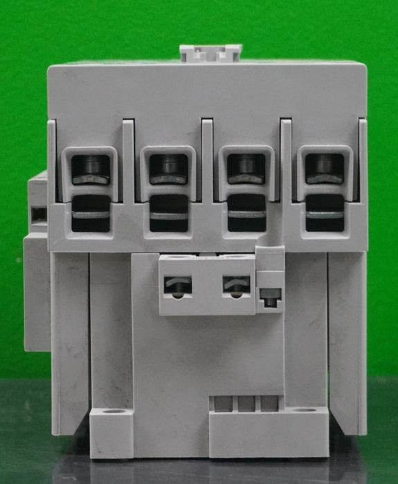 Allen Bradley 100-C90*400 Contactor, For Parts/ Repair