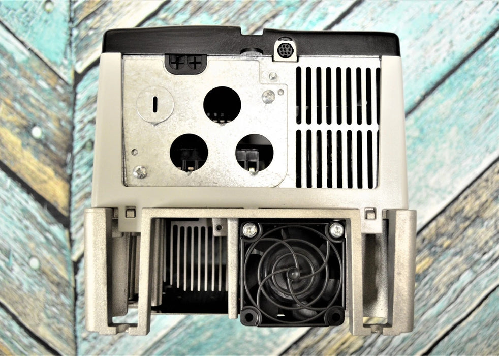 Allen-Bradley Powerflex 70 7.5 HP, 11 AMPS, 20AD011A3AYNACC0 Ser A, 5.001 2013