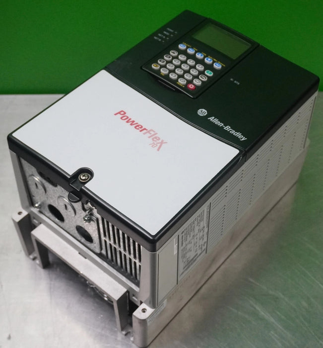 Low Hours Allen-Bradley PowerFlex 70 5HP 20AB015A3AYNANC0 240VAC FRN:3.003