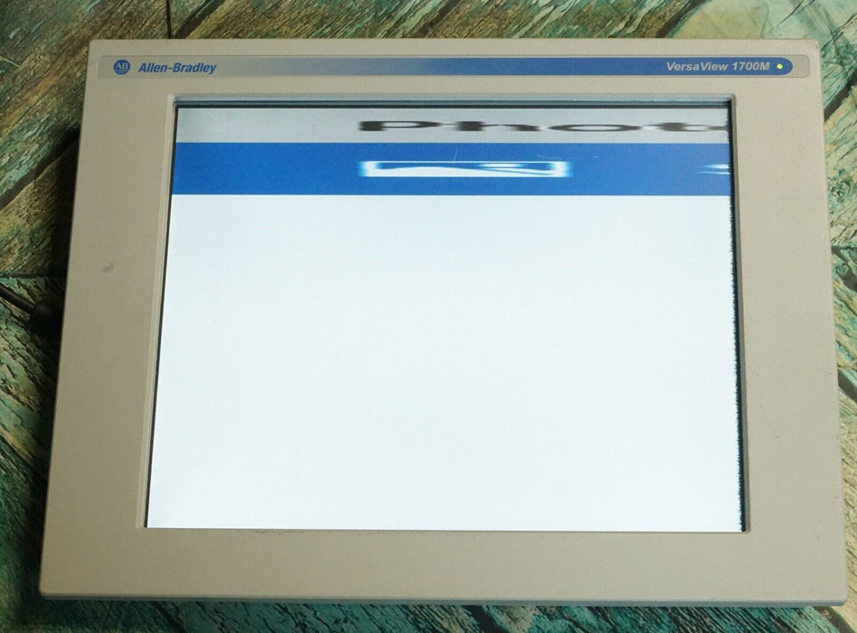 Allen-Bradley 6186-M17ALTR VersaView 1700M Touch Monitor 17" 12/24VDC    (D)