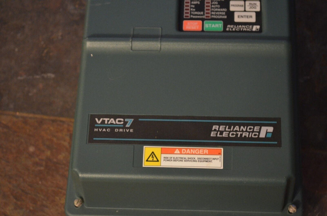 RELIANCE ELECTRIC GV3000 VTAC 7 25 HP 25G4260 AC DRIVE TESTED OK