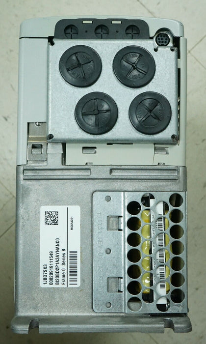 Low Hours Allen-Bradley PowerFlex 700 1HP 20BD2P1A3AYNANC0 480 VAC FRN:4.005