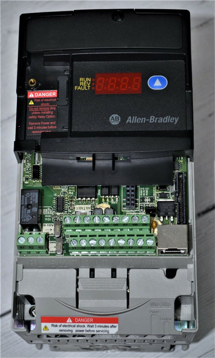 Low Hours 2014 22D-D4P0N104 Allen-Bradley PowerFlex 40P Drive 2 HP Tested Good