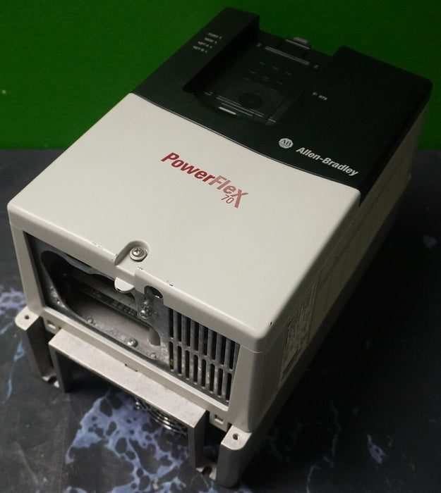 Allen-Bradley PowerFlex 70 7.5 HP 20AD011A0AYNANNN 480 VAC Tested Good FRN:2.003