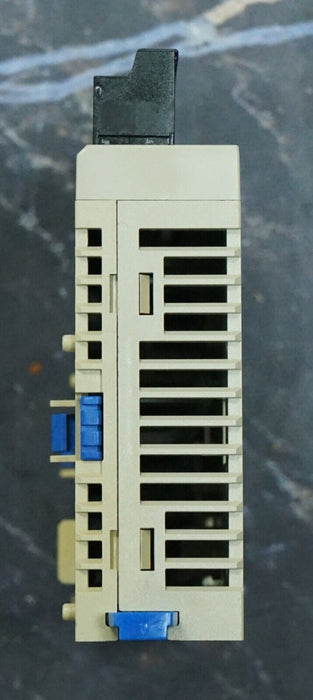 IDEC FC4A-N16B1 PLC Output Module Tested Good