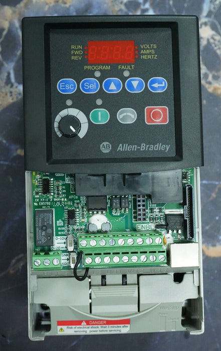 Low Hours Allen-Bradley 22B-D4P0N104 Power Flex 40 Drive 2HP Ser A FRN:6.02