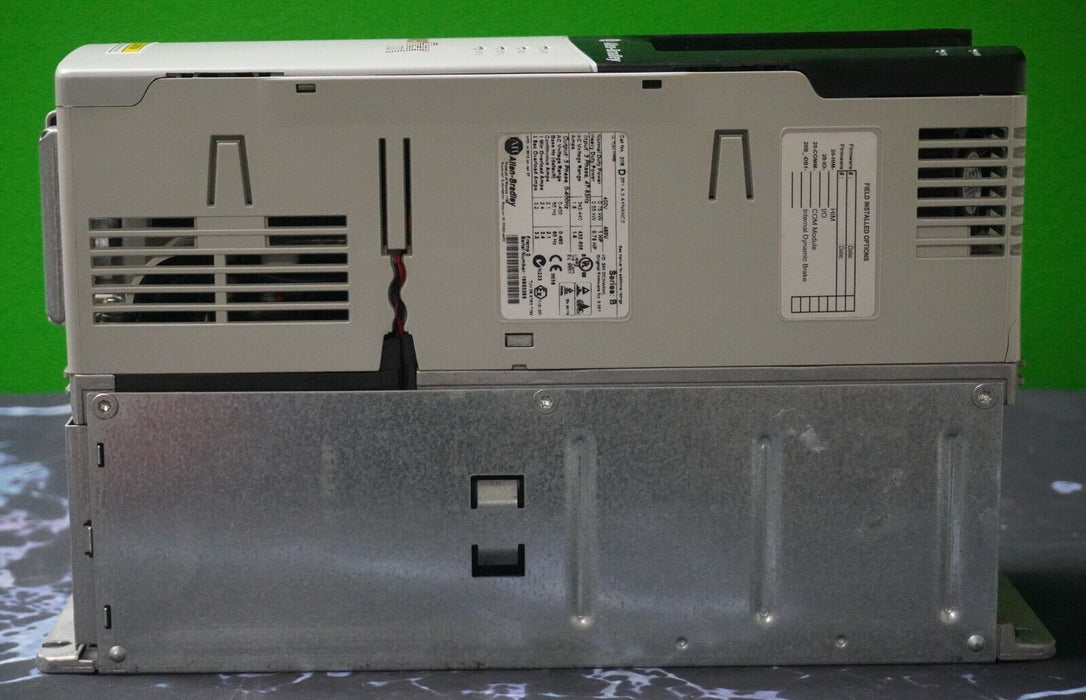 37 available Allen-Bradley PowerFlex 700 1 HP 20BD2P1A0AYNANC0 Ser. B FRN:9.001