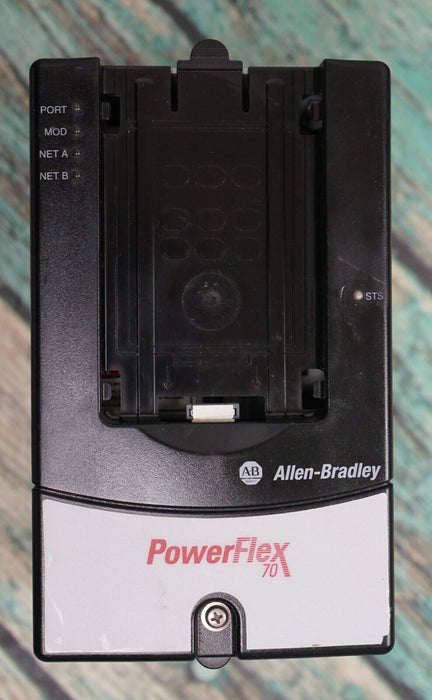 Allen Bradley 20AD2P1A0AYNNNC0/A PowerFlex 70 480 VAC 1HP Tested Good