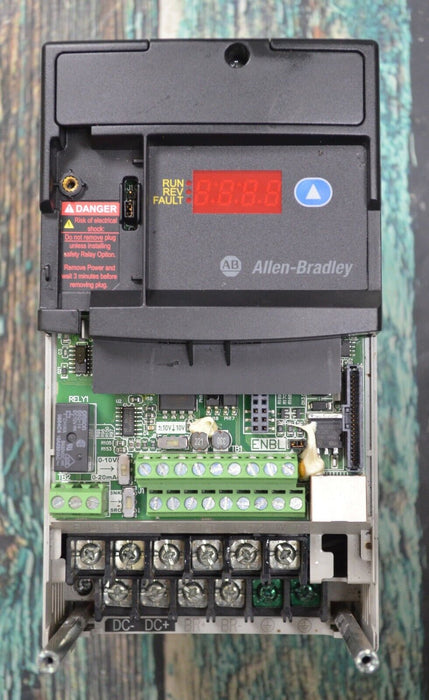 2014 22D-D4P0N104 Allen-Bradley PowerFlex 40P Drive 2 HP Series A Tested Good