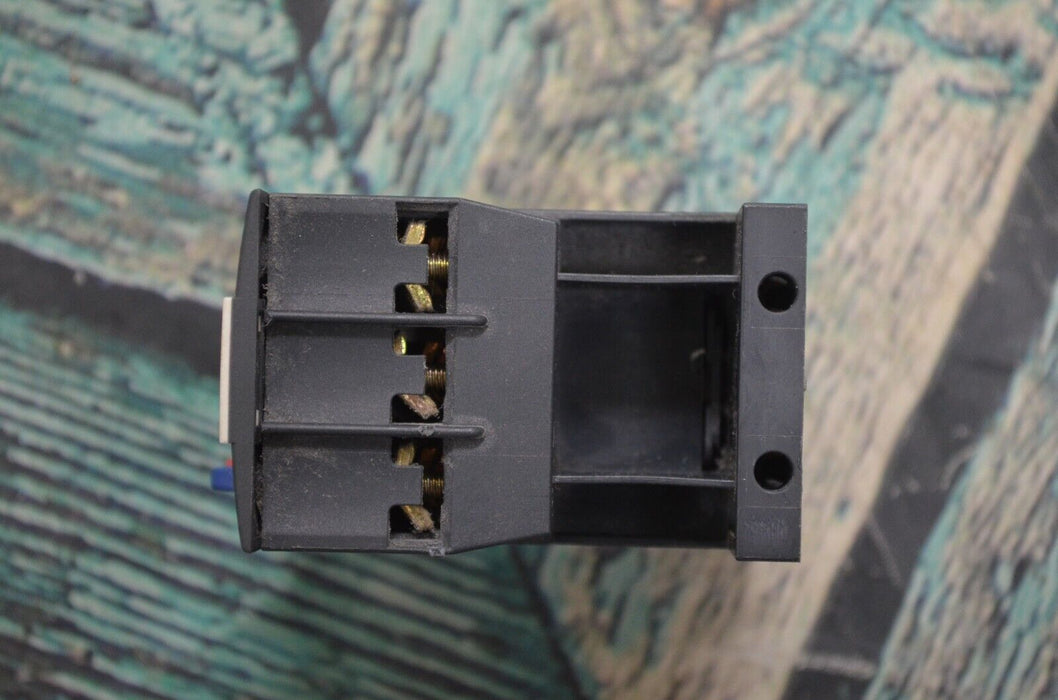 Schneider Electric LRD-32 Bimetallic Overload Relay 600V 32A