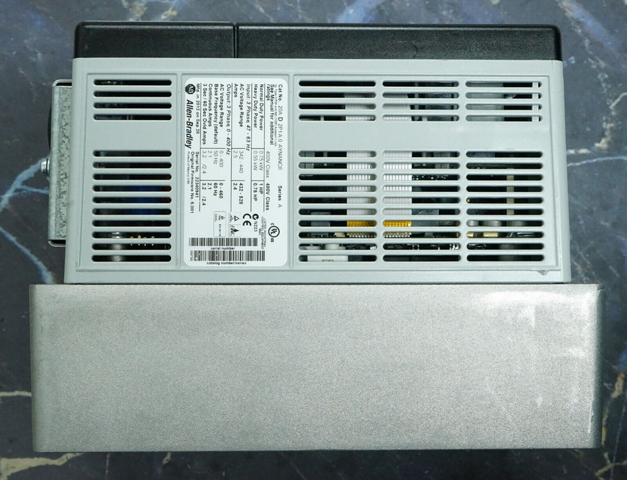 Zero Hrs Allen-Bradley 20AD2P1A0AYNANC0 PowerFlex 70 1 HP 480 VAC FRN 5.001