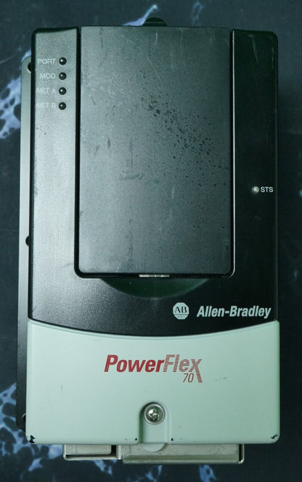 New Allen-Bradley PowerFlex 70 1/2 HP 20AD1P1F0AYNNNNN 480VAC FRN:2.001