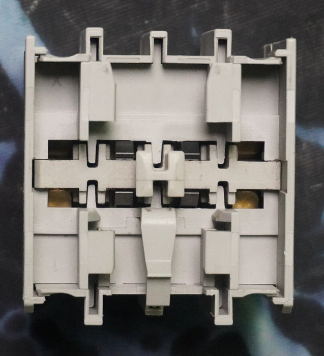 Allen-Bradley 100-F Ser. B A22 Contact Block ( 100-C Series Contactors)