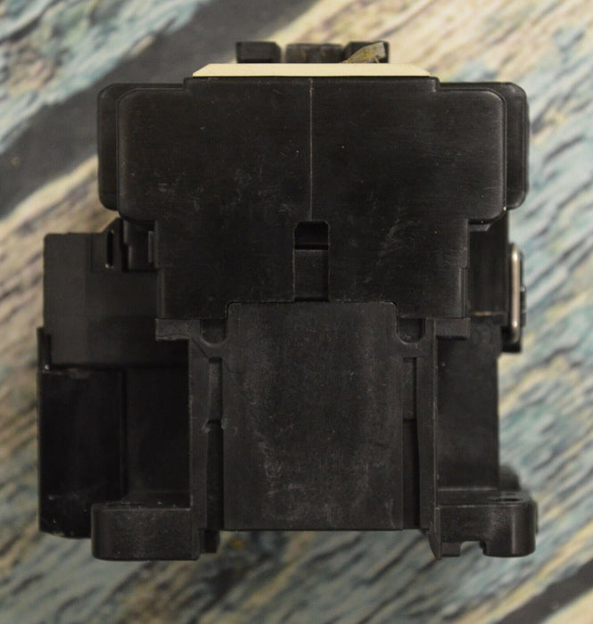 Fuji Electric Sc-5-1 Contactor Used