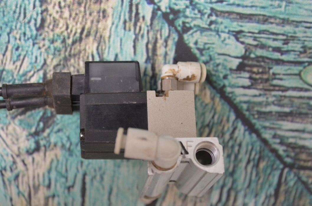 SMC VZ110-5M0Z-M5 (VZ1105M0ZM5) Solenoid Valve with Mounted Aluminum Manifold