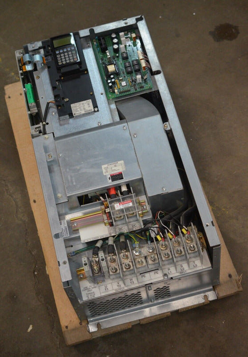 LOW HOURS Allen Bradley 20BD180A2ANNAND0 SERIES B Powerflex 700 DRIVE VFD 150HP