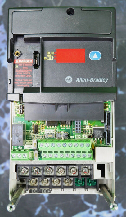 Low Hours Allen-Bradley 22D-D2P3N104 PowerFlex40P FRN:2.01 Series A Tested Good