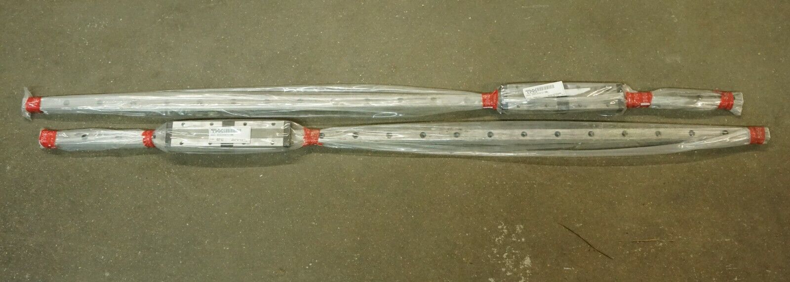 THK NIB SHS25LV2SSC1E+1300L  Linear Rails