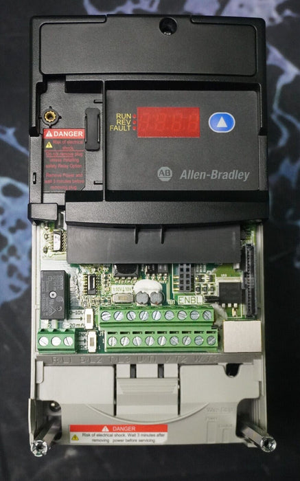 Allen-Bradley 22D-D4P0N104 PowerFlex 40P Drive 2HP Series A Tested Good FRN:2.01