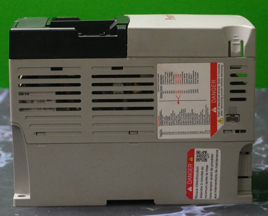 Allen-Bradley 22D-B5P0N104 PowerFlex 40P Drive 1 HP Series A Tested FRN:2.01