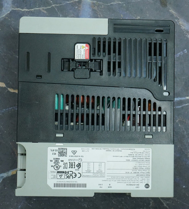 Allen Bradley 25C-D1P4N114 PowerFlex 527 1/2HP AC Drive FRN:2.002