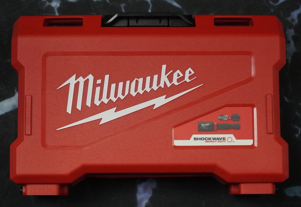 New Milwaukee 2850-21XC Cordless LITHIUM-ION 1/4" impact driver Kit with Bit Set