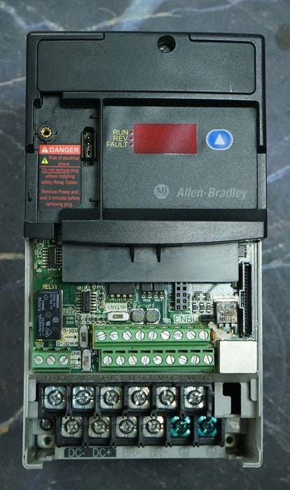 Allen-Bradley 22D-D4P0N104 PowerFlex 40 2HP Drive Tested Good FRN:1.01