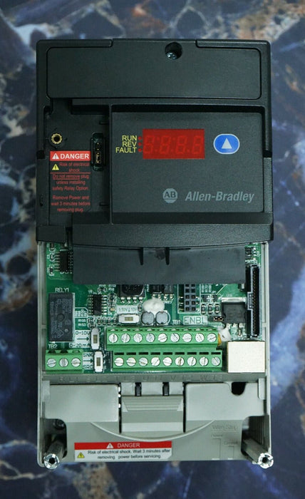 Zero Hours 22D-D4P0N104 Allen-Bradley PowerFlex 40P Drive 2 HP Ser. A FRN:2.01