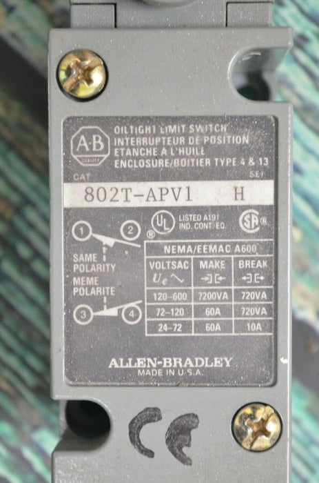 Allen-Bradley 802T-APV1 Series H 802T NEMA Type 4 and 13 Oiltight Construction