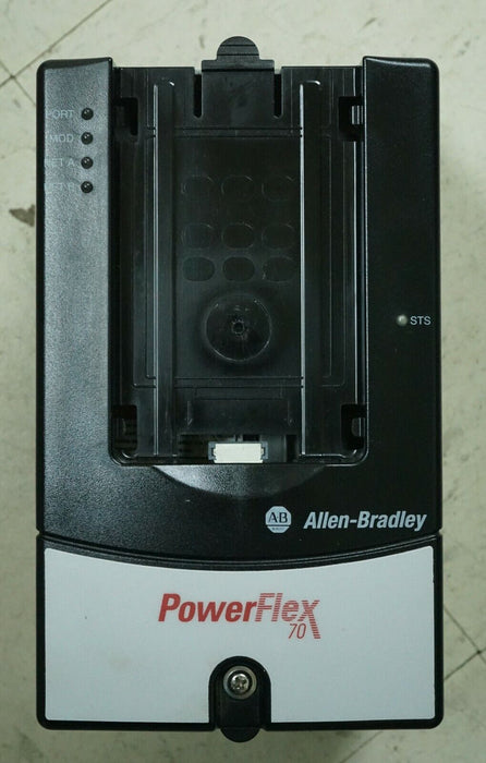 Allen-Bradley PowerFlex70 20AD3P4A0AYNNNC0/A 2 HP 480 VAC 3.4 AC Drive FRN:5.001