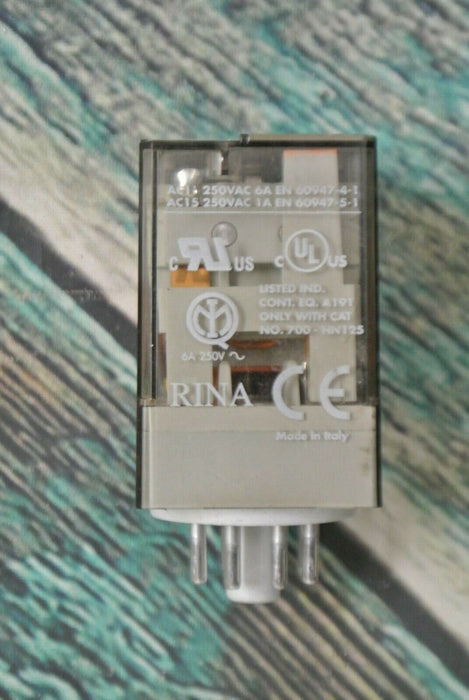 Allen Bradley 700-HAX2A1-4 Relay, Ser. D, 6A 250V